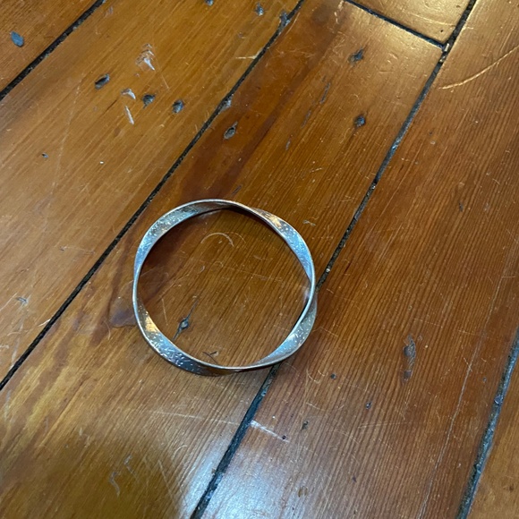 Silpada ribbon bracelet - Picture 2 of 3